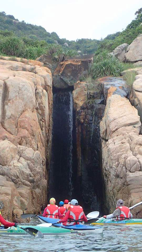 Kong-Dickson-Waterfall.jpg