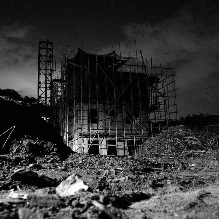Rambo-Lai-Village-House-building-night.jpg