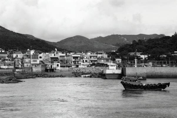 Yung Shue Wan from the ferry pier.jpg