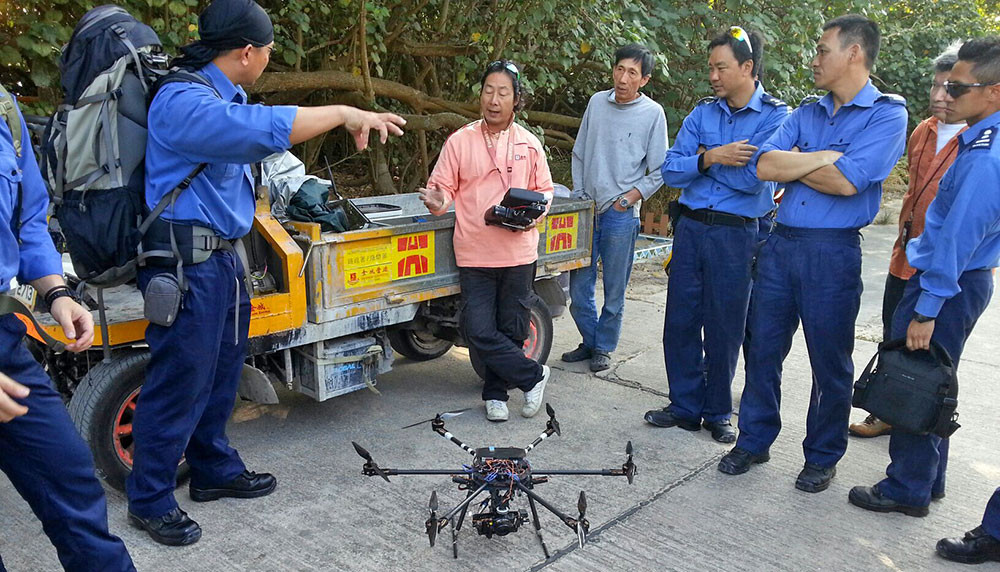 Wai-Kong-Yeung-JoeYu-Quadrocopter-Aviator-wp.jpg